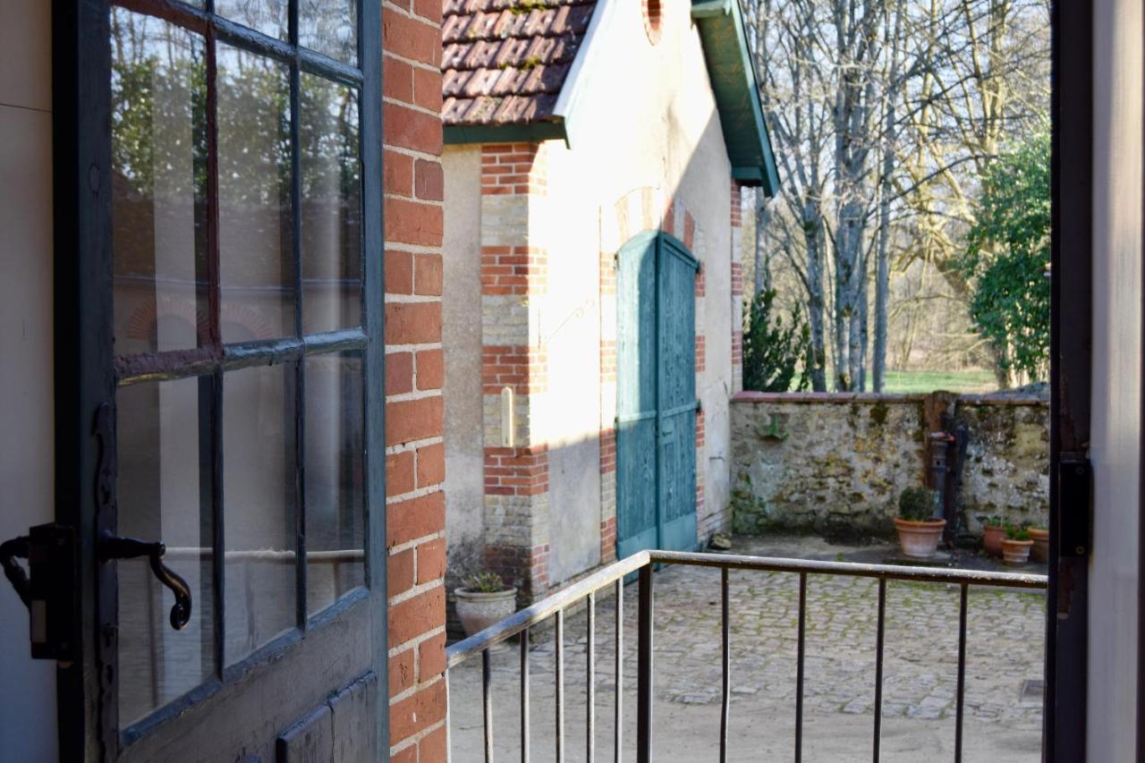 Cottages De Chateau De Vaux Yvré-lʼÉvêque Kültér fotó