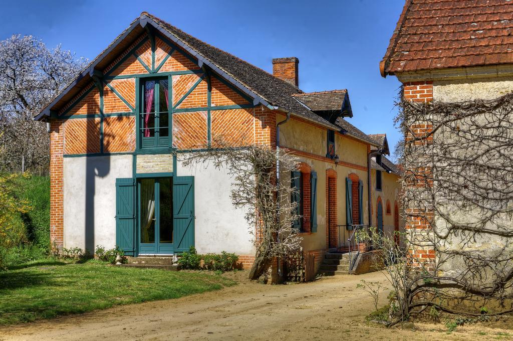 Cottages De Chateau De Vaux Yvré-lʼÉvêque Kültér fotó